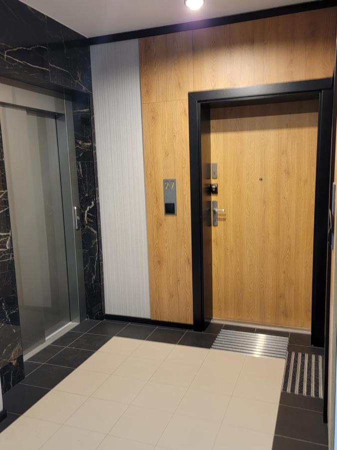 Luksusowy Apartament Na Starym Miescie Люблин Экстерьер фото