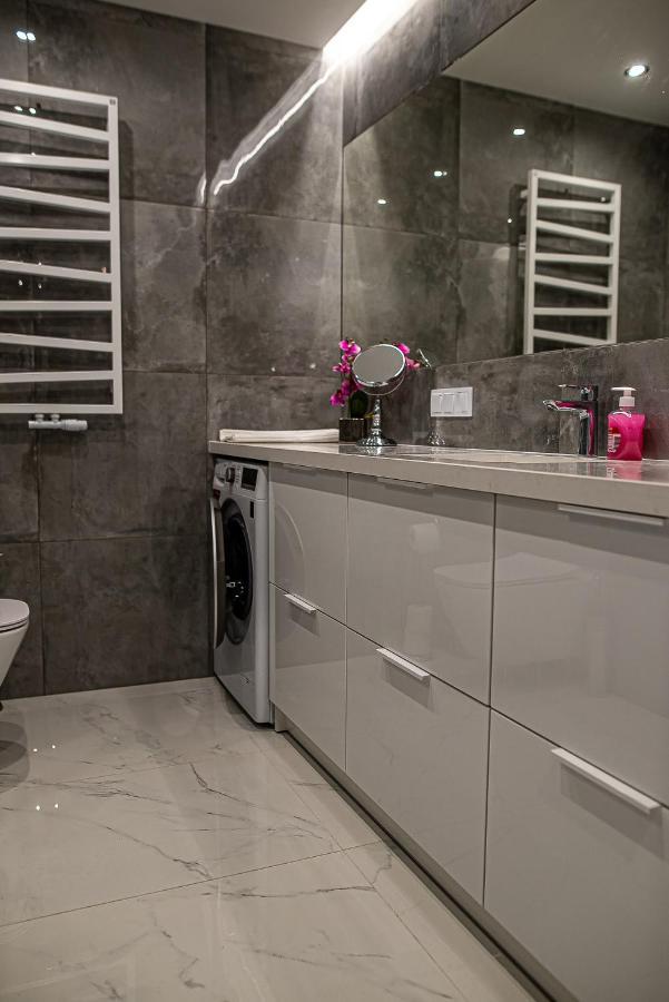 Luksusowy Apartament Na Starym Miescie Люблин Экстерьер фото